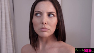 Порно актриса Theodora Day