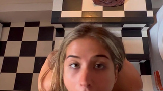 Порно актриса Miss Rager